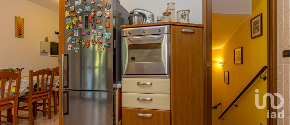 Casa indipendente / Villa 5 locali di 169 m² in Paderno Dugnano (20037)