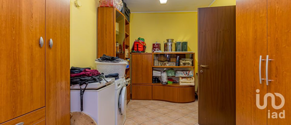 Casa indipendente / Villa 5 locali di 169 m² in Paderno Dugnano (20037)