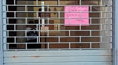 Negozio / locale commerciale di 50 m² in Bacoli (80070)