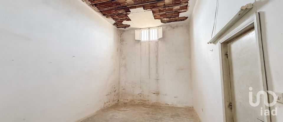 House boat 9 rooms of 180 m² in Francavilla Fontana (72021)