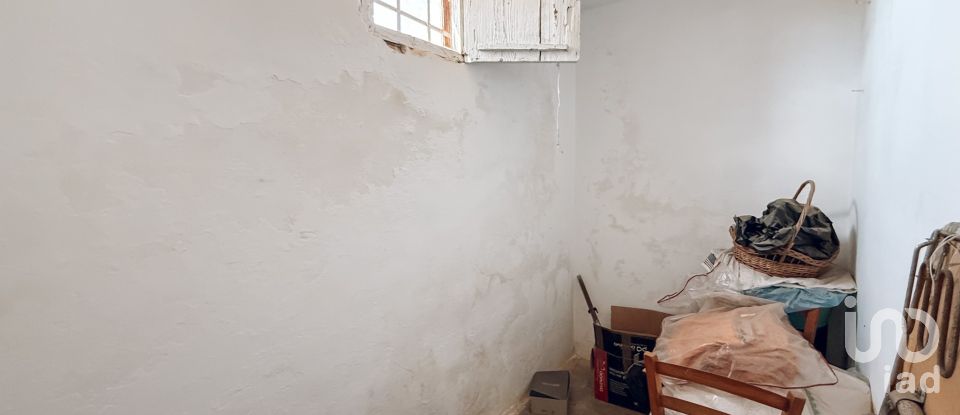 House boat 9 rooms of 180 m² in Francavilla Fontana (72021)