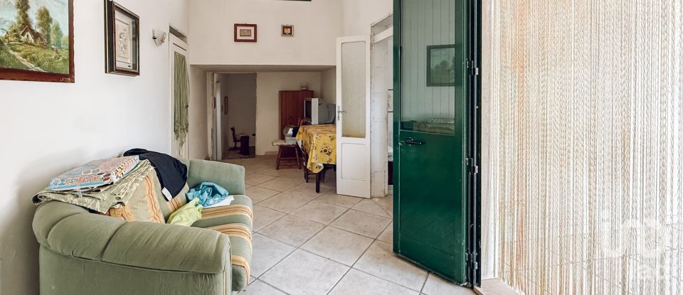 House boat 9 rooms of 180 m² in Francavilla Fontana (72021)