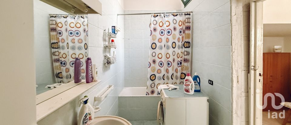 House boat 9 rooms of 180 m² in Francavilla Fontana (72021)