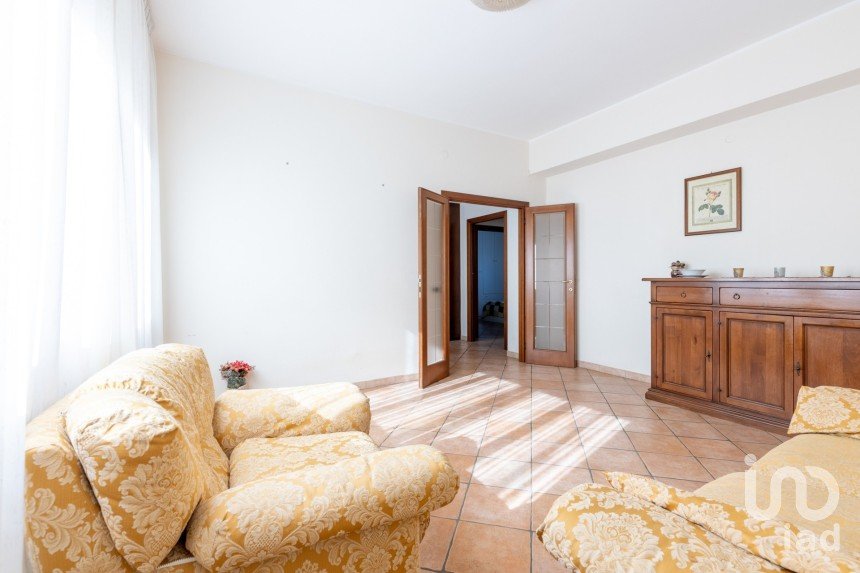Apartment 5 rooms of 100 m² in Castelfranco di Sotto (56022)
