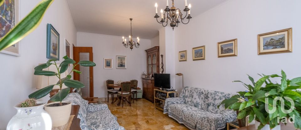 Appartamento 6 locali di 117 m² a Genova (16131)