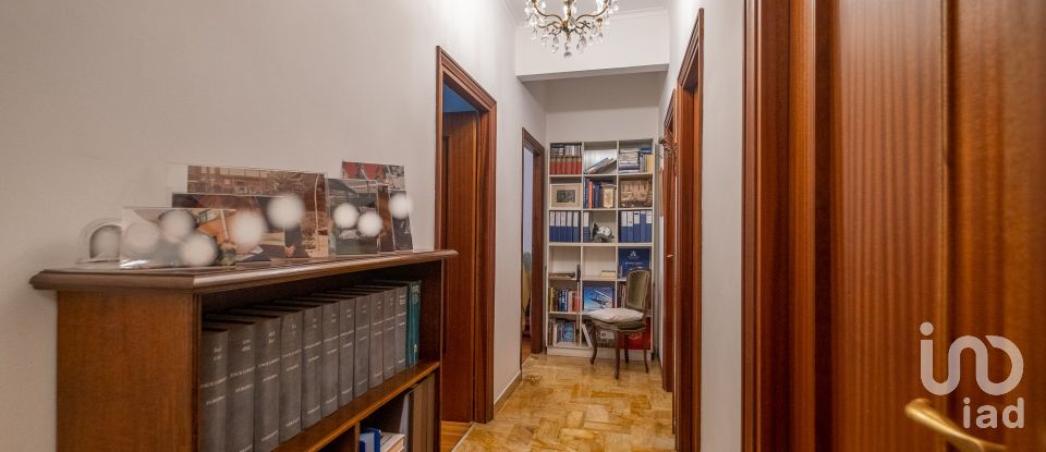 Appartamento 6 locali di 117 m² a Genova (16131)