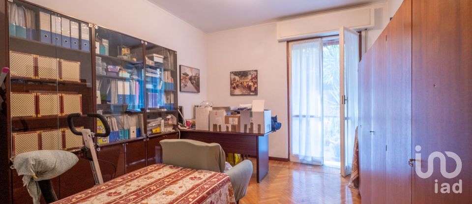 Appartamento 6 locali di 117 m² a Genova (16131)