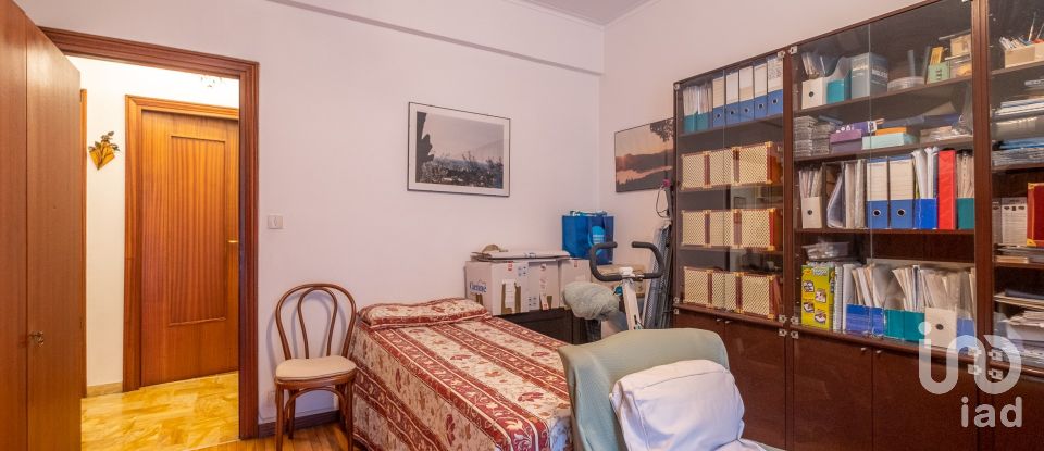 Appartamento 6 locali di 117 m² a Genova (16131)