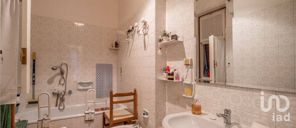 Appartamento 6 locali di 117 m² a Genova (16131)