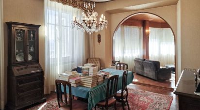 Appartamento 12 locali di 265 m² a Montegranaro (63812)