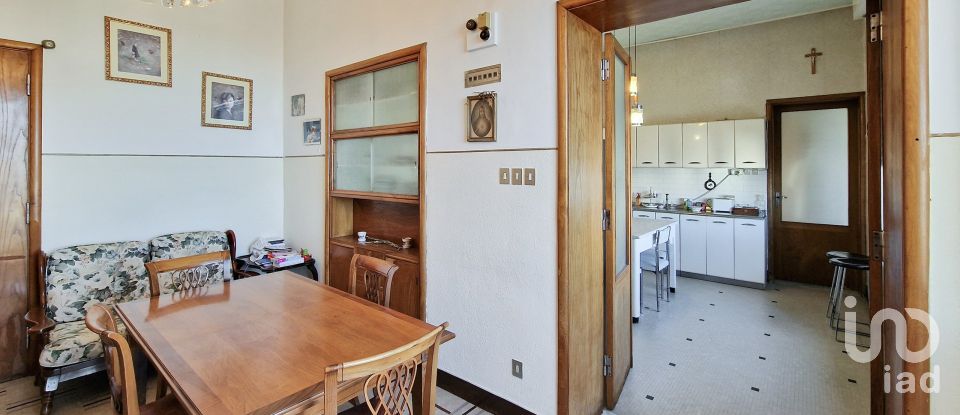 Apartment 12 rooms of 265 m² in Montegranaro (63812)