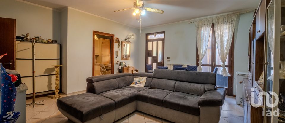 Quadrilocale di 143 m² a Castiglione delle Stiviere (46043)