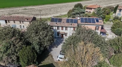 Casa indipendente / Villa 14 locali di 400 m² in Lugo (48022)