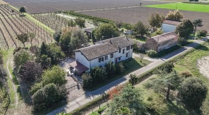 Casa indipendente / Villa 14 locali di 400 m² in Lugo (48022)