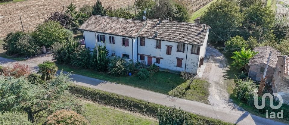 House 14 rooms of 400 m² in Lugo (48022)