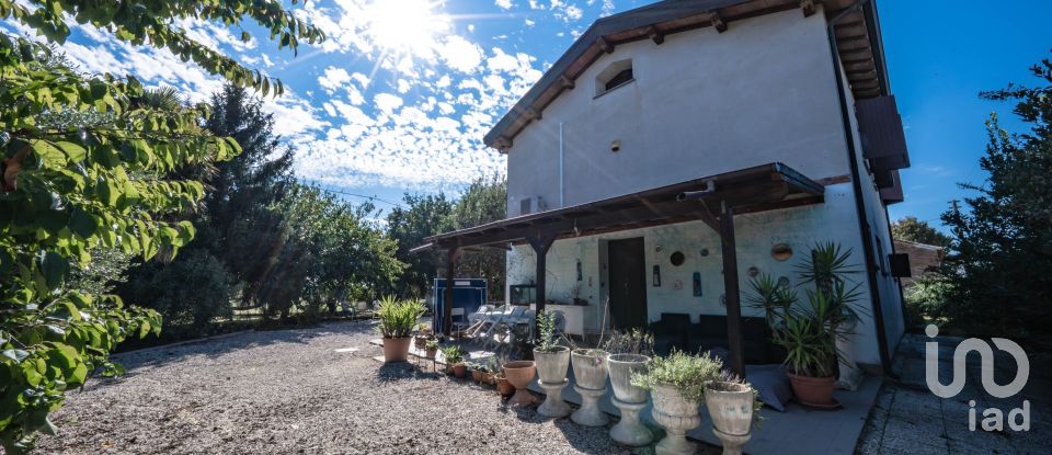 House 14 rooms of 400 m² in Lugo (48022)