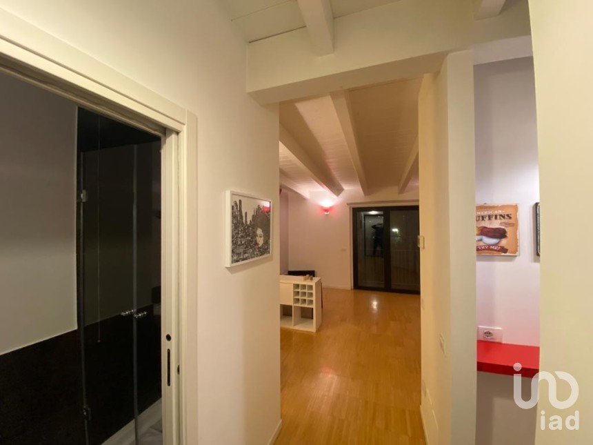 Monolocale di 42 m² a Milano (20155)