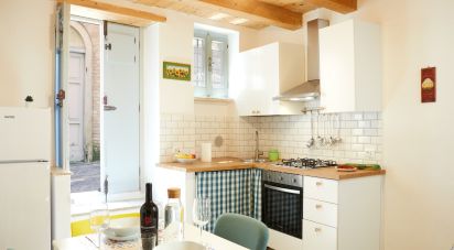 Casa di paese 6 locali di 95 m² in Lapedona (63823)