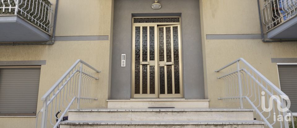 Four-room apartment of 120 m² in Treia (62010)