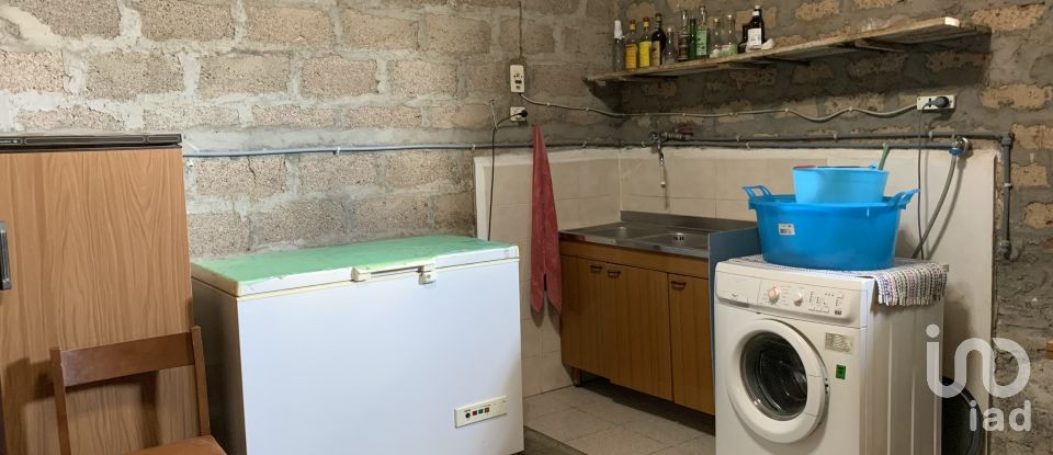 Farm 9 rooms of 203 m² in Montepulciano (53045)