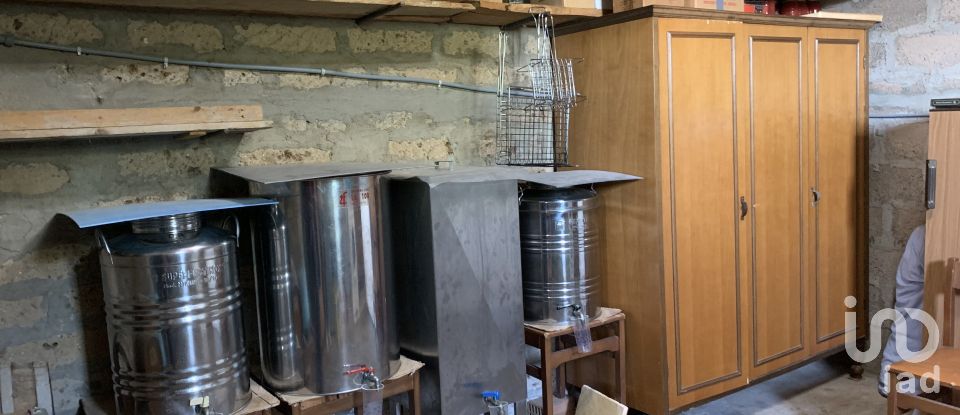 Farm 9 rooms of 203 m² in Montepulciano (53045)