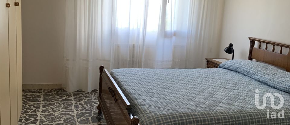 Farm 9 rooms of 203 m² in Montepulciano (53045)