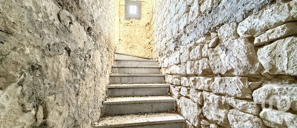 Land of 12,910 m² in Noto (96017)