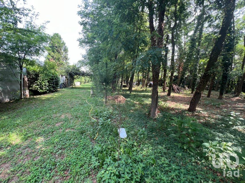Terreno agricolo di 2.300 m² in Busto Arsizio (21052)