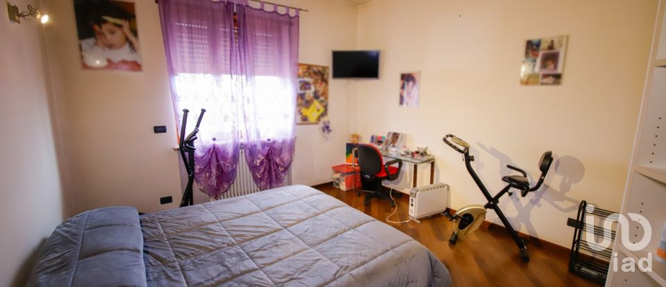 House 5 rooms of 200 m² in Leinì (10040)