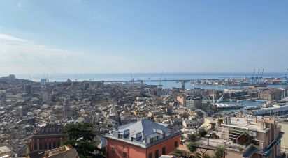 Appartamento 6 locali di 200 m² a Genova (16122)