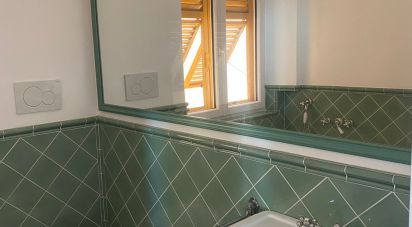Appartamento 6 locali di 200 m² a Genova (16122)