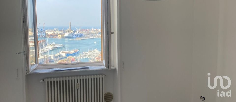 Appartamento 6 locali di 200 m² a Genova (16122)