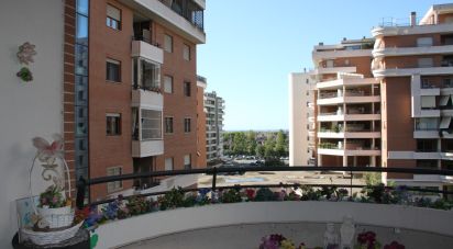 Trilocale di 92 m² a Roma (00125)