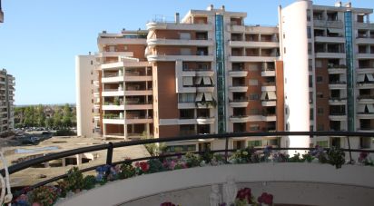 Trilocale di 92 m² a Roma (00125)