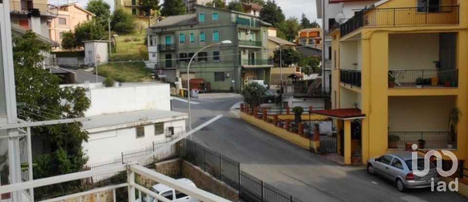 Three-room apartment of 93 m² in Atessa (66041)