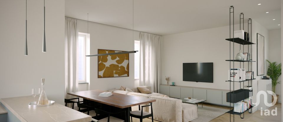 Casa indipendente / Villa 16 locali di 230 m² in Genova (16166)