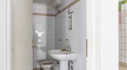 Negozio / locale commerciale di 175 m² in Recanati (62019)