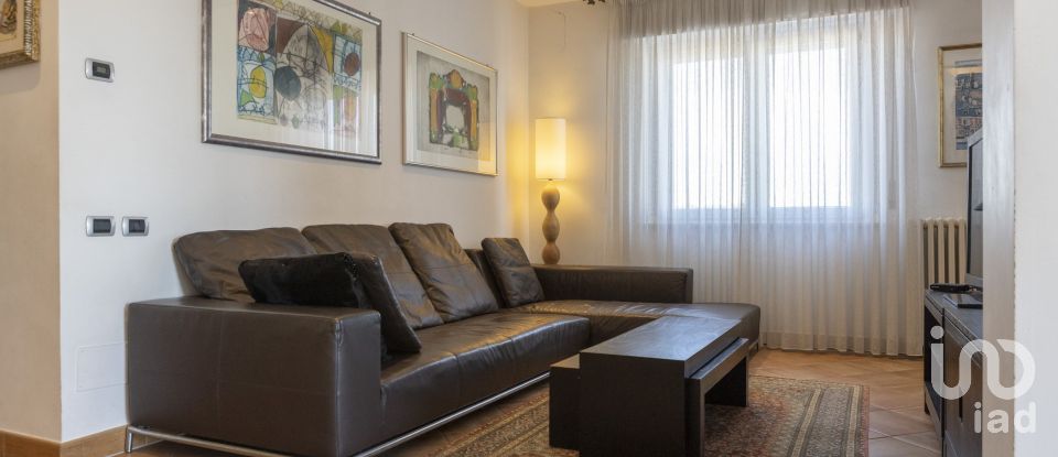 Loft 8 locali di 168 m² a Civitanova Marche (62012)