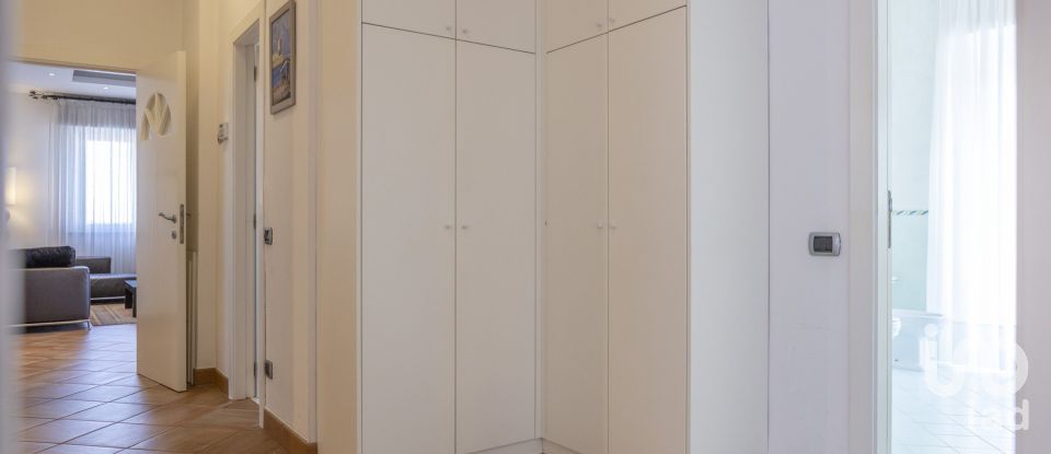 Loft 8 locali di 168 m² a Civitanova Marche (62012)