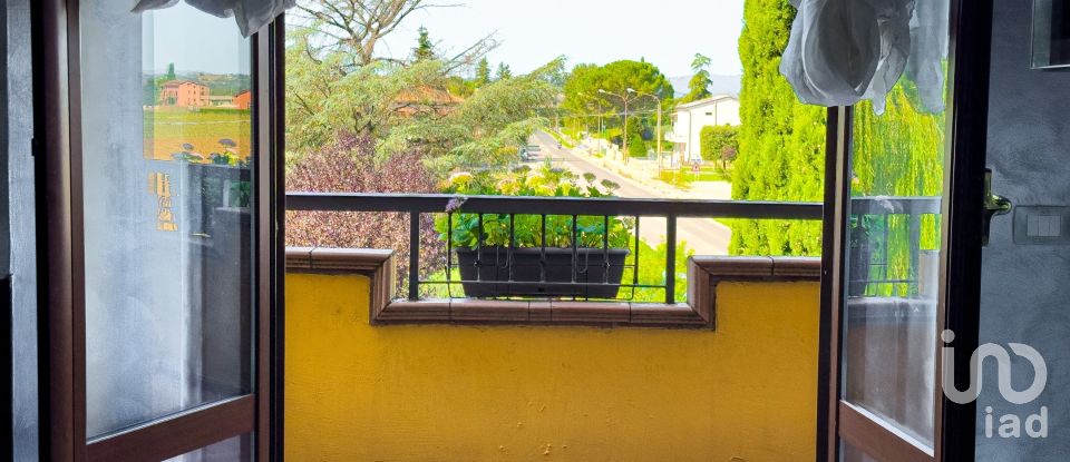 Three-room apartment of 120 m² in Bastia Umbra (06083)