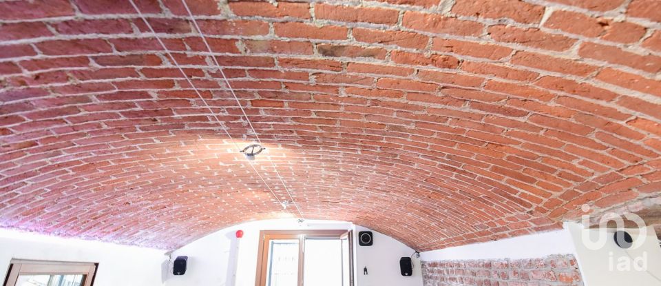 One-room apartment of 89 m² in Turate (22078)