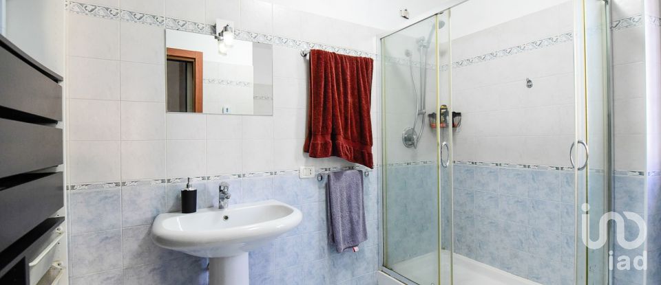 One-room apartment of 89 m² in Turate (22078)