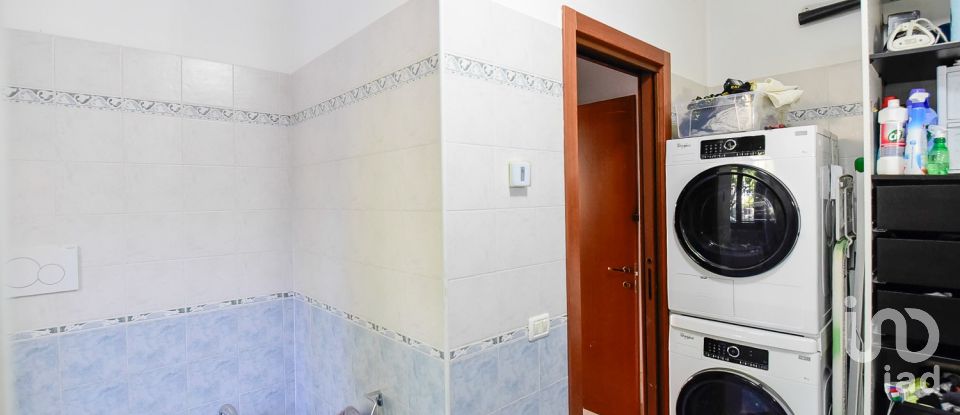 One-room apartment of 89 m² in Turate (22078)