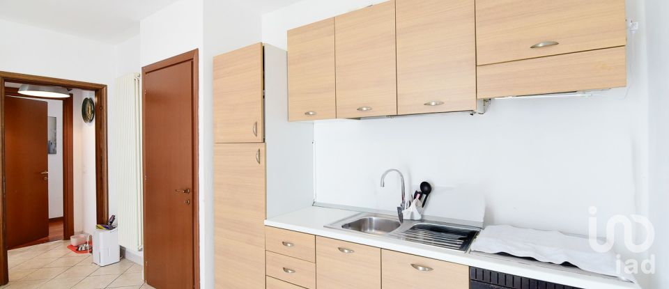 Appartamento 0 locali di 95 m² a Turate (22078)