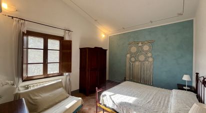 Casale 9 locali di 239 m² in Volterra (56048)