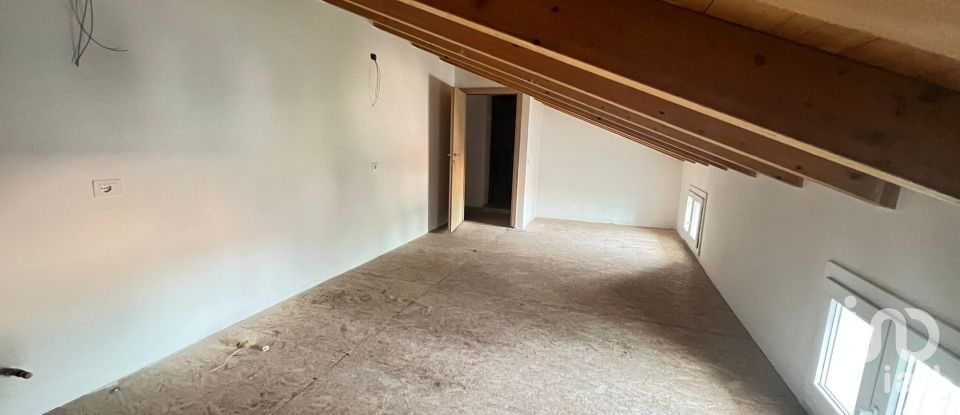 Trilocale di 100 m² a Finale Emilia (41035)