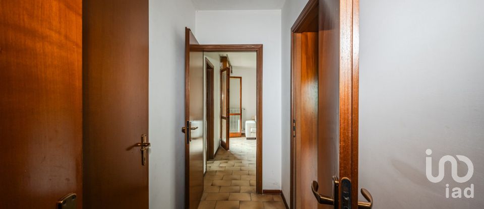 Three-room apartment of 107 m² in Finale Emilia (41034)