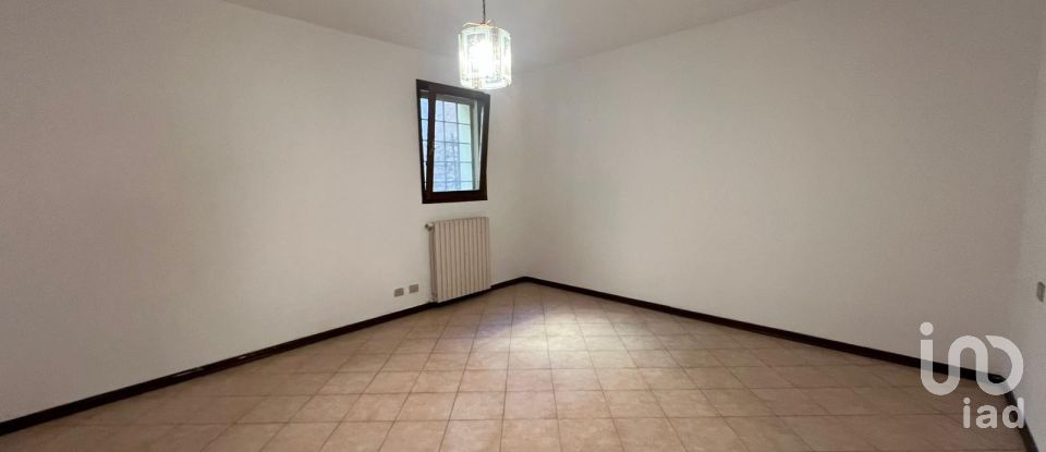 Two-room apartment of 47 m² in Finale Emilia (41035)