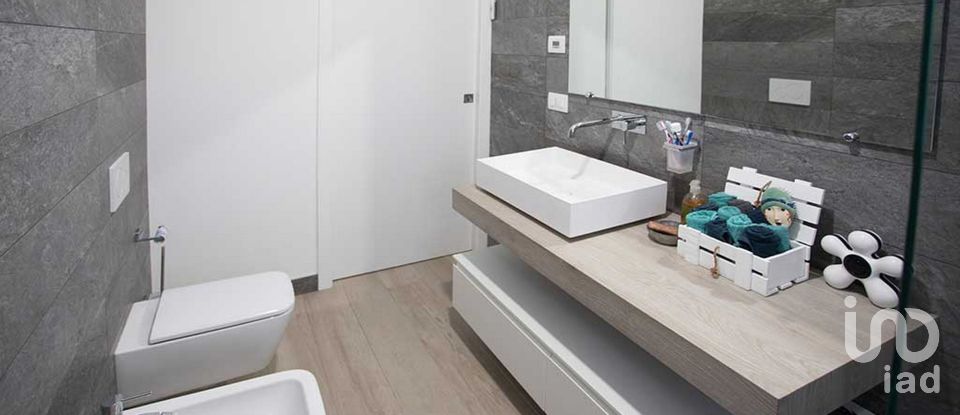 Quadrilocale di 100 m² a Lonato del Garda (25017)