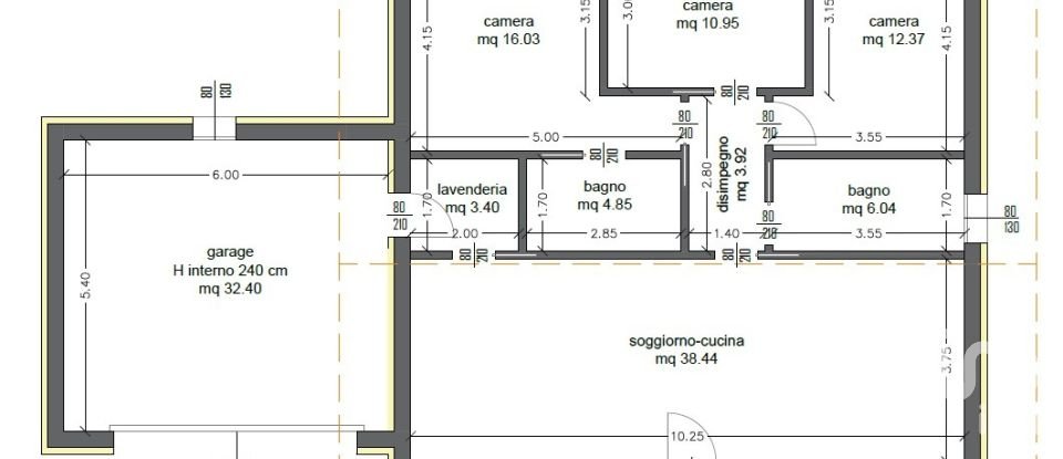 Casale 4 locali di 120 m² in Ponti sul Mincio (46040)